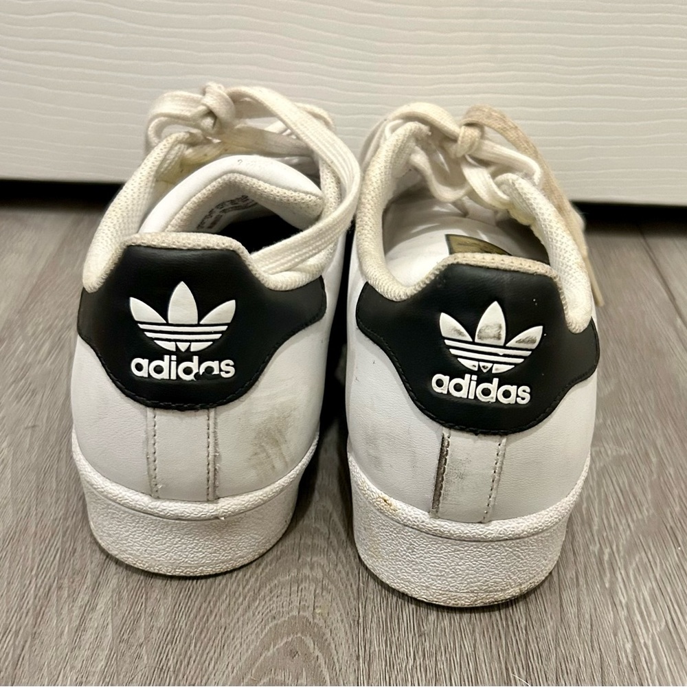 ADIDAS shell toes - Picture 3 of 4